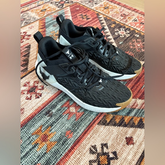 Men’s under armour project rock Shoes size 9.5